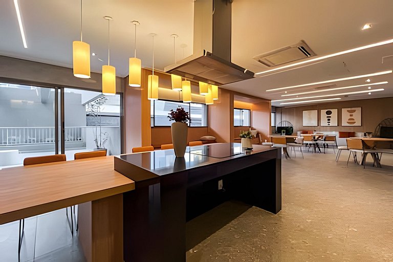 Faria Lima, Estudio, 50m Metro, Piscina, WI-FI