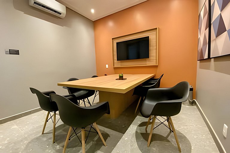 Faria Lima, Estudio, 50m Metro, Piscina, WI-FI