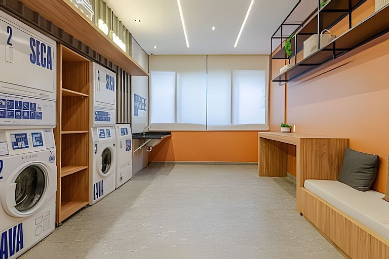 Faria Lima, Estudio, 50m Metro, Piscina, WI-FI