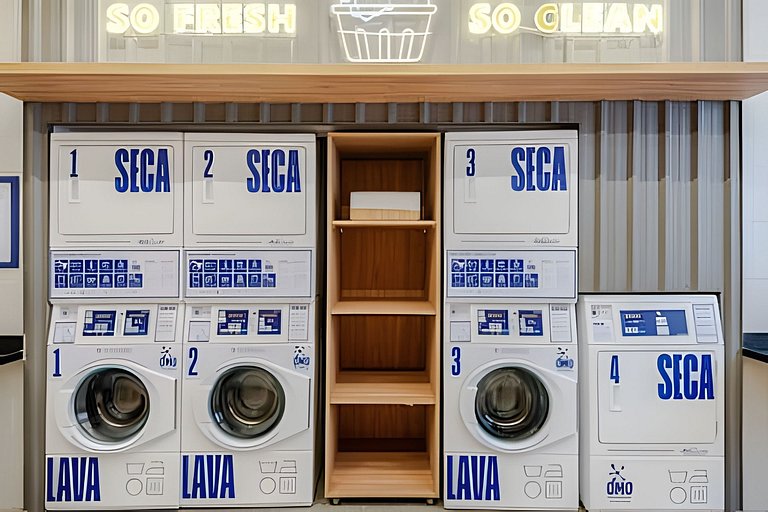 Faria Lima, Estudio, 50m Metro, Piscina, WI-FI