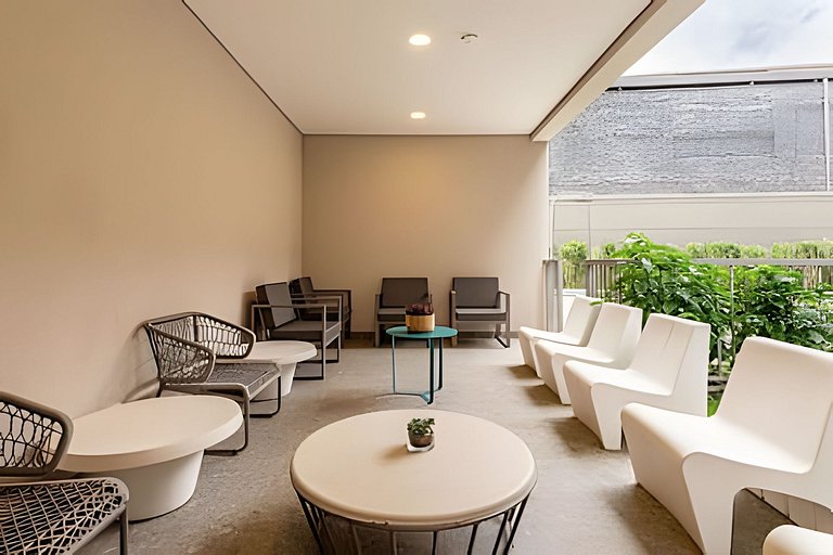 Faria Lima, Studio Apartment, 50m from Metro, Swimming Pool,