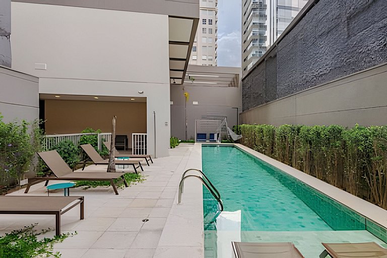 Faria Lima, Estudio, 50m Metro, Piscina, WI-FI