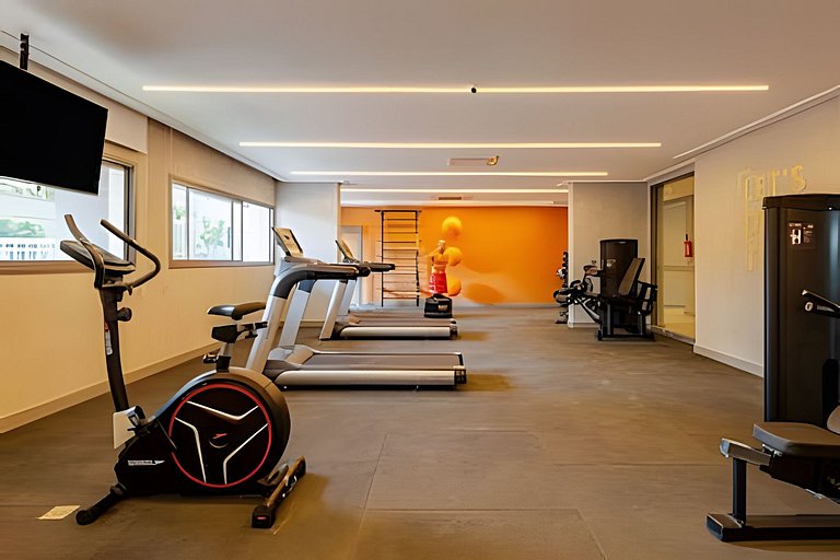 Faria Lima, Estudio, 50m Metro, Piscina, WI-FI