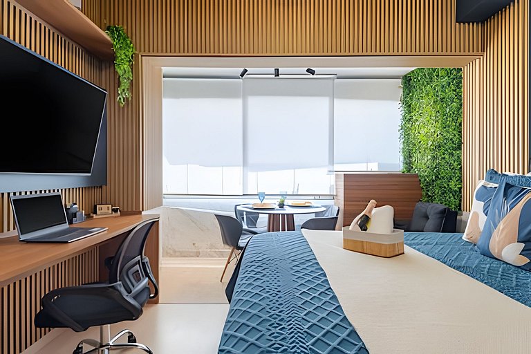 Faria Lima, Estudio, 50m Metro, Piscina, WI-FI