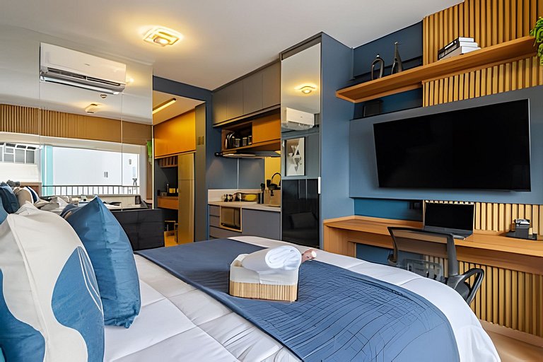 Faria Lima, Estudio, 50m Metro, Piscina, WI-FI