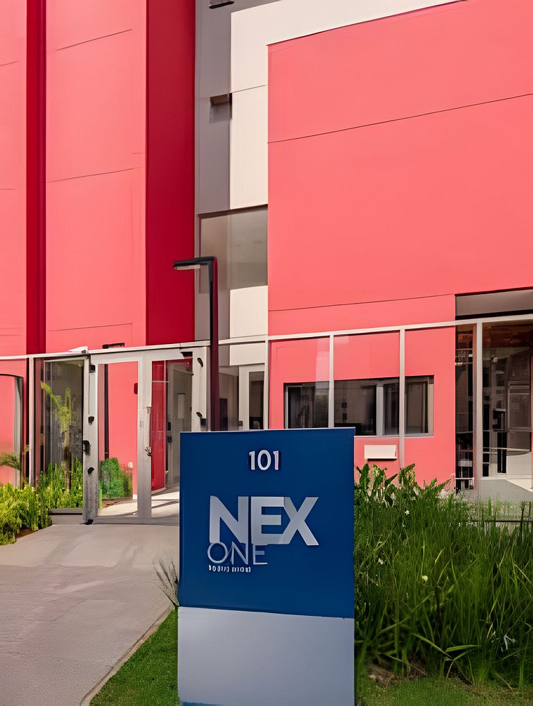 Faria Lima, Estudio, 50m Metro, Piscina, WI-FI