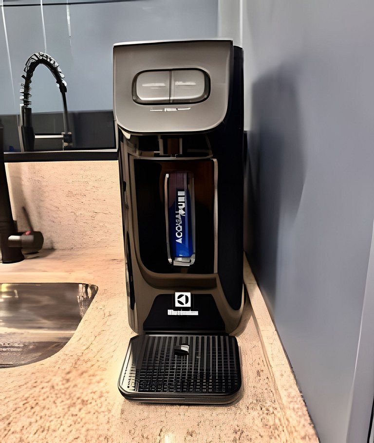 Faria Lima, Estudio, 50m Metro, Piscina, WI-FI