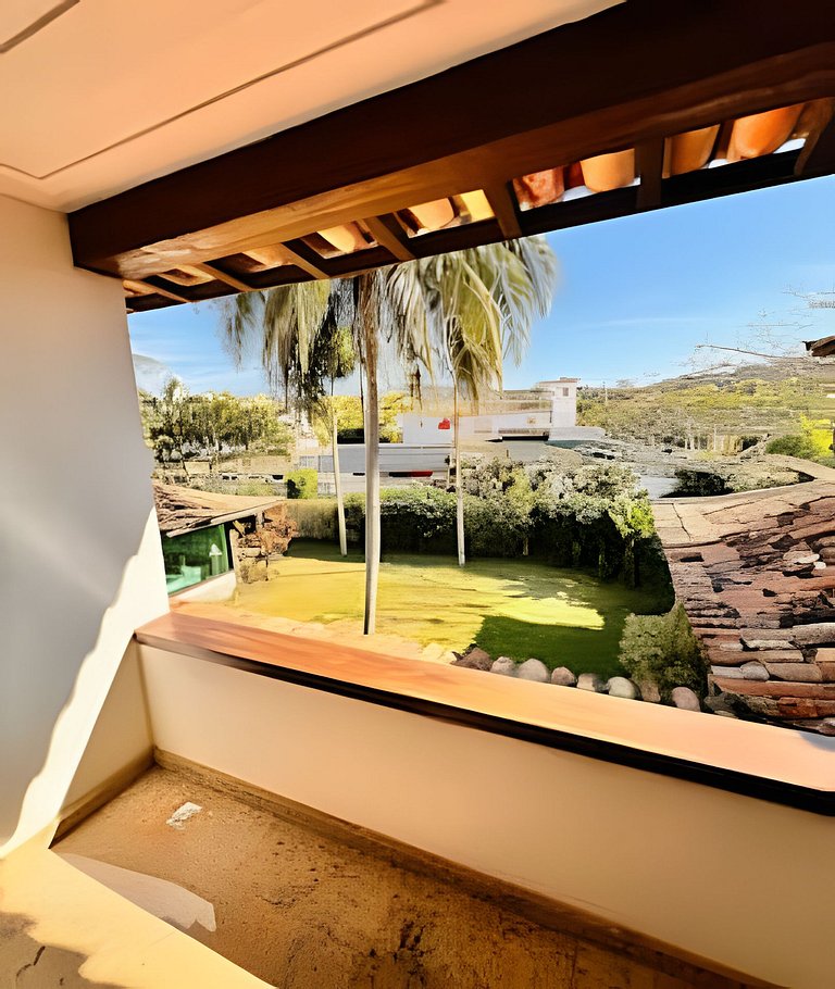 Mansão Casa Búzios Ferradura 5 Suítes, Pé na areia