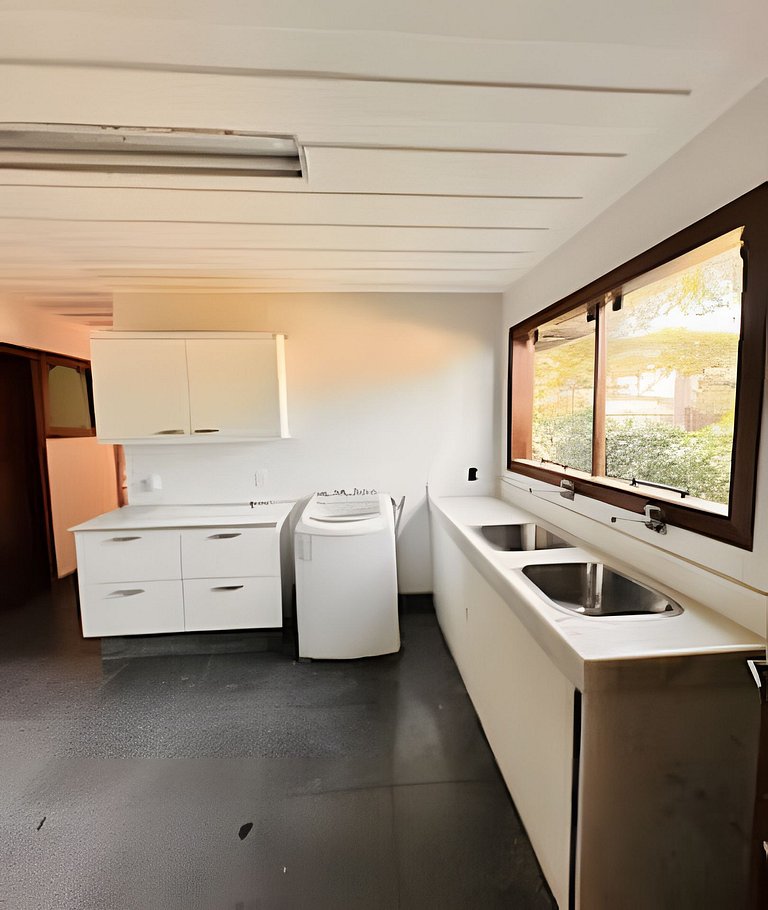 Mansão Casa Búzios Ferradura 5 Suítes, Pé na areia