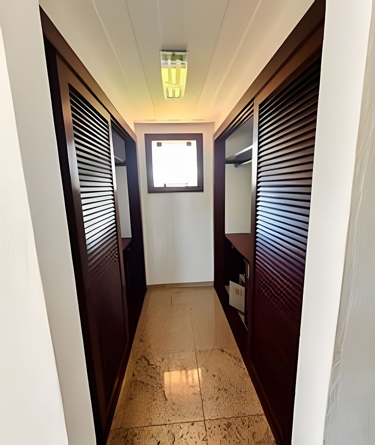 Mansão Casa Búzios Ferradura 5 Suítes, Pé na areia