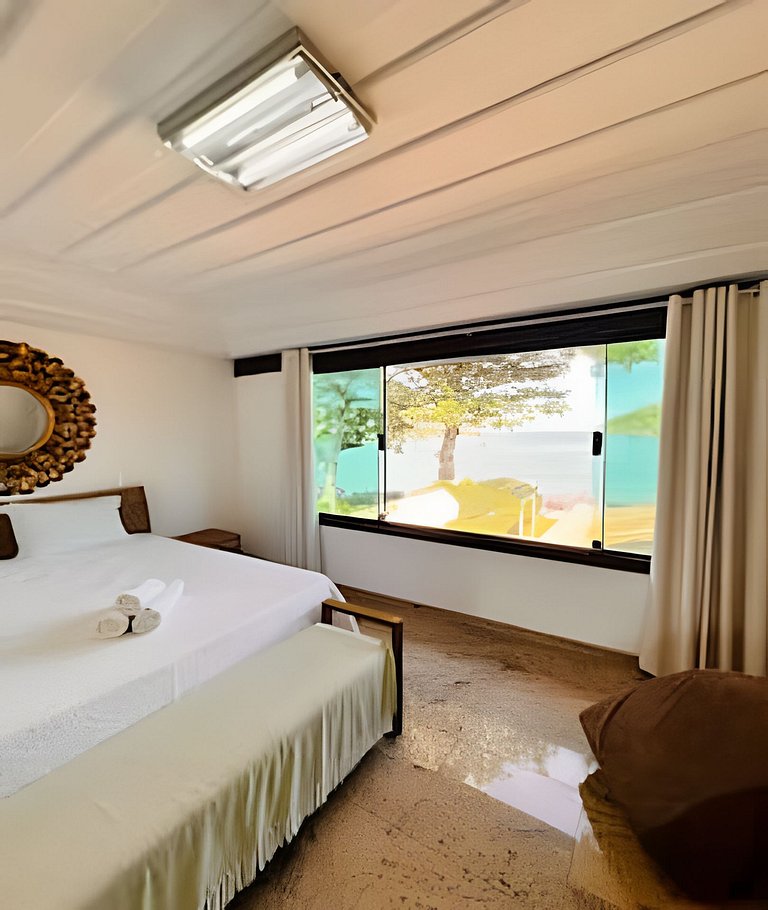 Mansão Casa Búzios Ferradura 5 Suítes, Pé na areia
