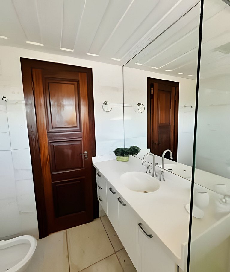 Mansão Casa Búzios Ferradura 5 Suítes, Pé na areia
