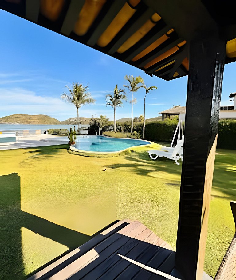 Mansão Casa Búzios Ferradura 5 Suítes, Pé na areia