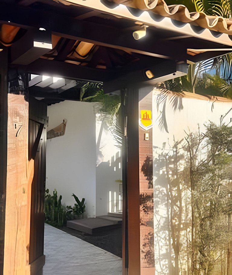 Mansão Casa Búzios Ferradura 5 Suítes, Pé na areia