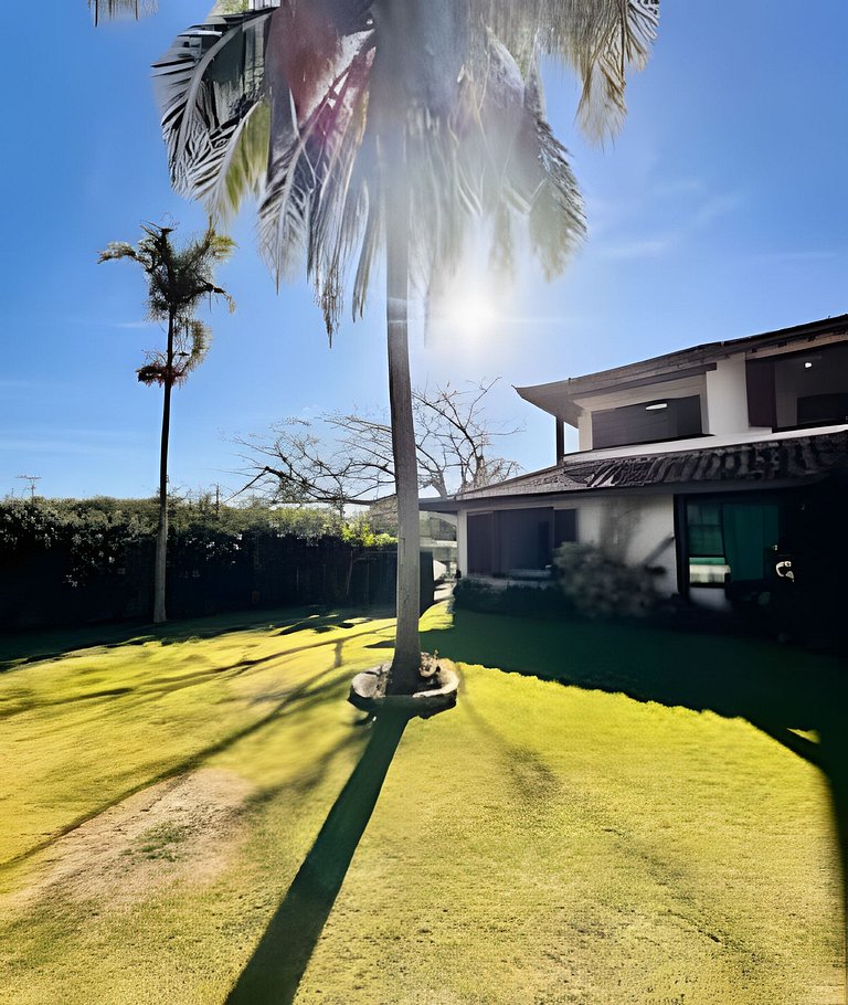 Mansão Casa Búzios Ferradura 5 Suítes, Pé na areia